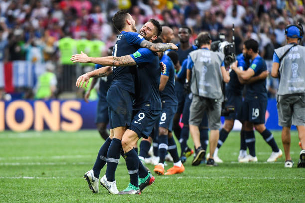 锋芒毕露 锋芒毕露